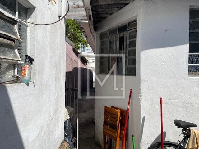 ÓTIMA OPORTUNIDADE – GALPÃO  E 2 CASAS ÁREA TOTAL DO TERRENO 290 mts — foto 3 de 15
