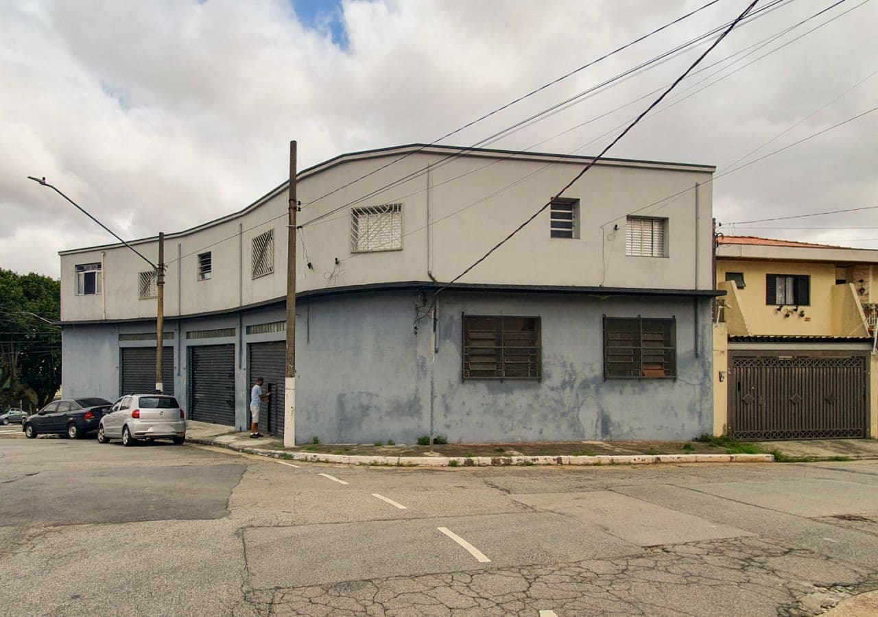 Galpão Comercial com 240m² para Locação no Moinho Velho – Excelente Localização e Visibilidade — foto 3 de 15