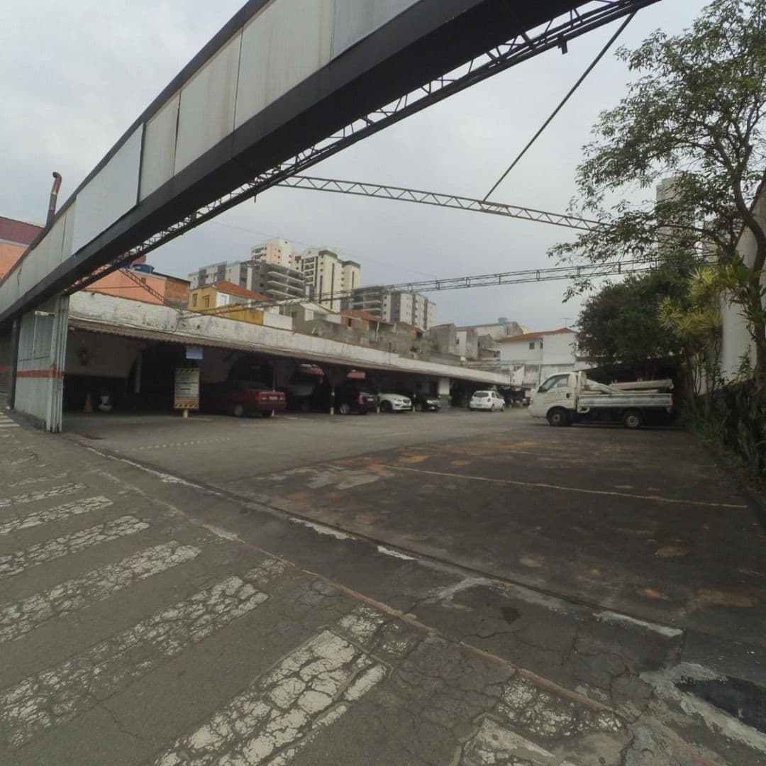 Galpão para alugar no Belenzinho com 2.111m² de terreno