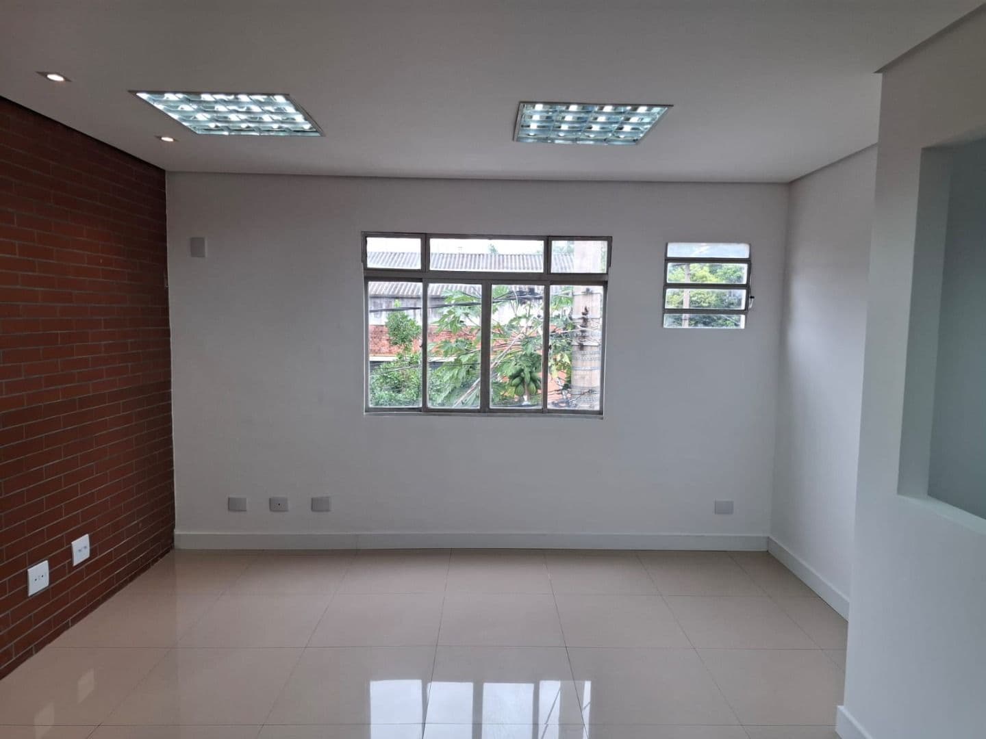 Sala para alugar, 90 m² – Ipiranga — foto 2 de 23