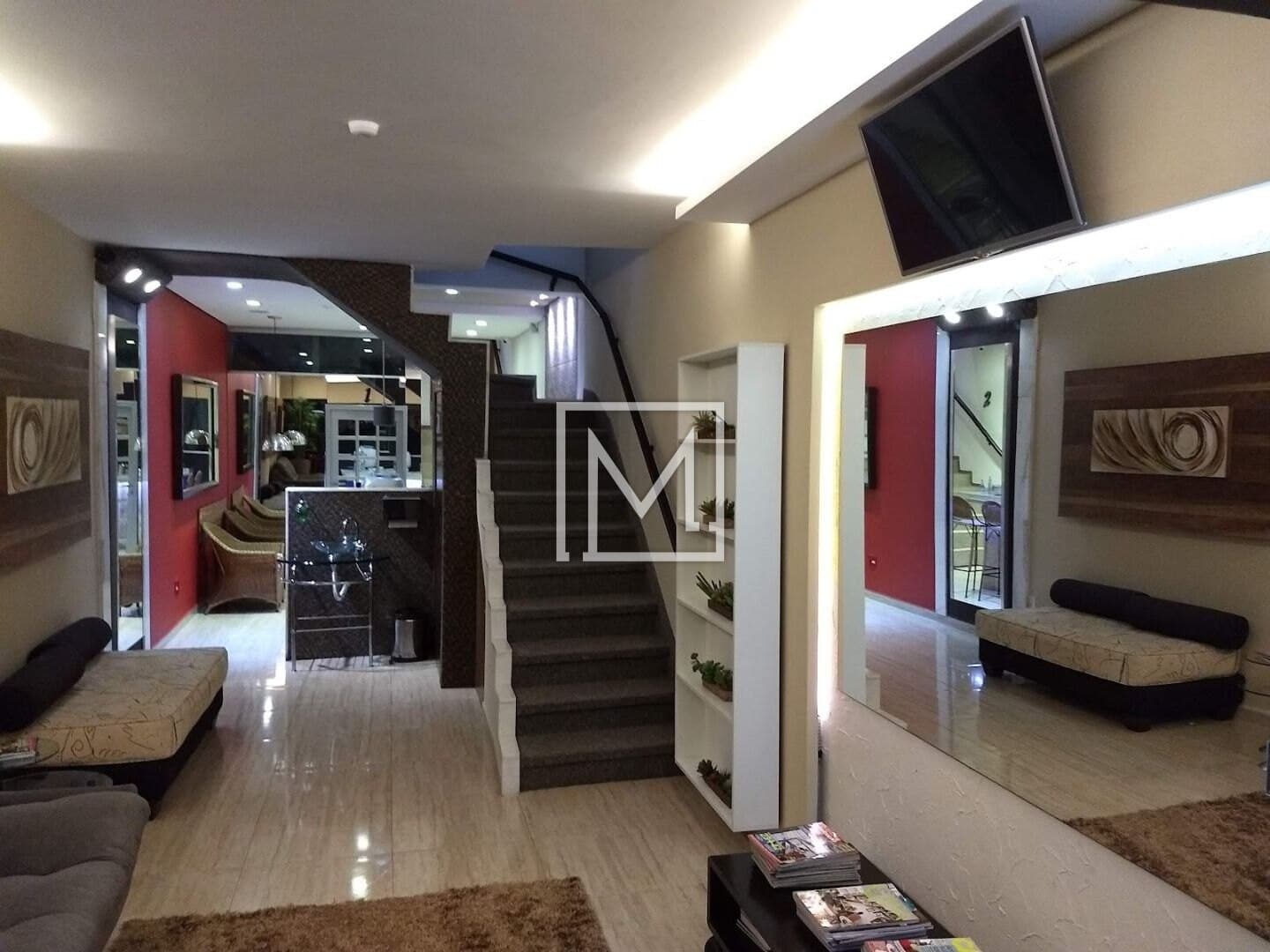 SALA COM ÁREA COMUM DE ALTO PADRÃO — foto 2 de 15