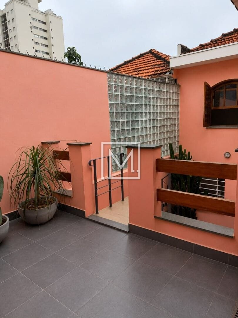 Sobrado com 2 dormitórios para alugar, 260 m²