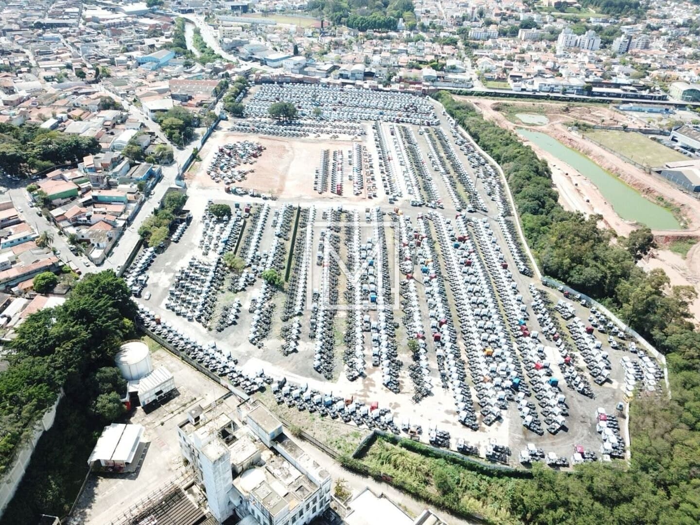 TERRENO PARA LOCAÇÃO COM 115 MIL M2