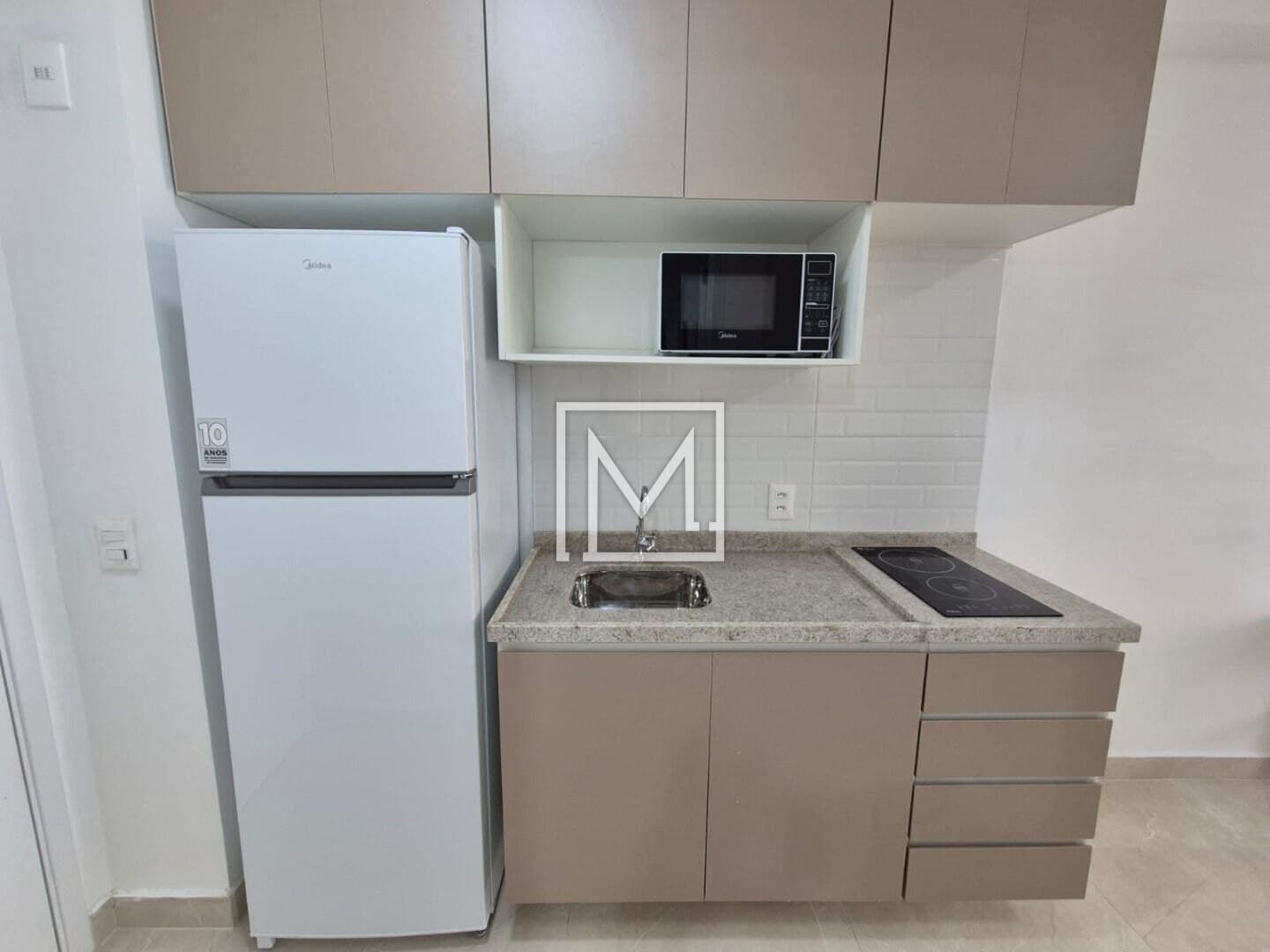 STUDIO EM PREDIO NOVO AO LADO DO METRÔ — foto 3 de 16