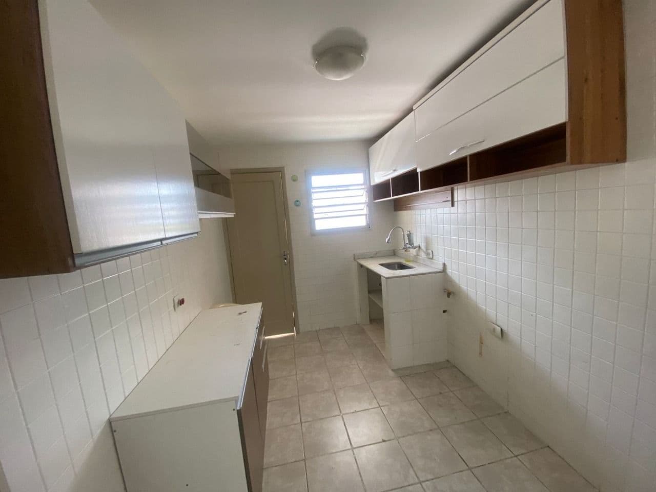 Apartamento com 2 dormitórios para alugar, 55 m² por R$ 4.366,27/mês – Itaim Bibi – São Paulo/SP
