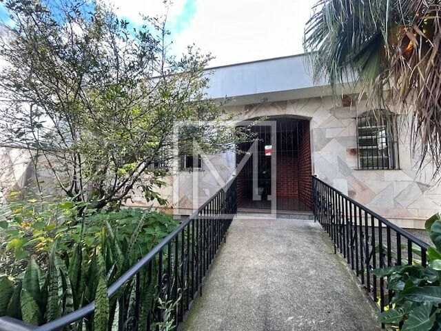 Casa com 4 dormitórios à venda, 302 m² por R$ 900.000,00 – Sacomã – São Paulo/SP