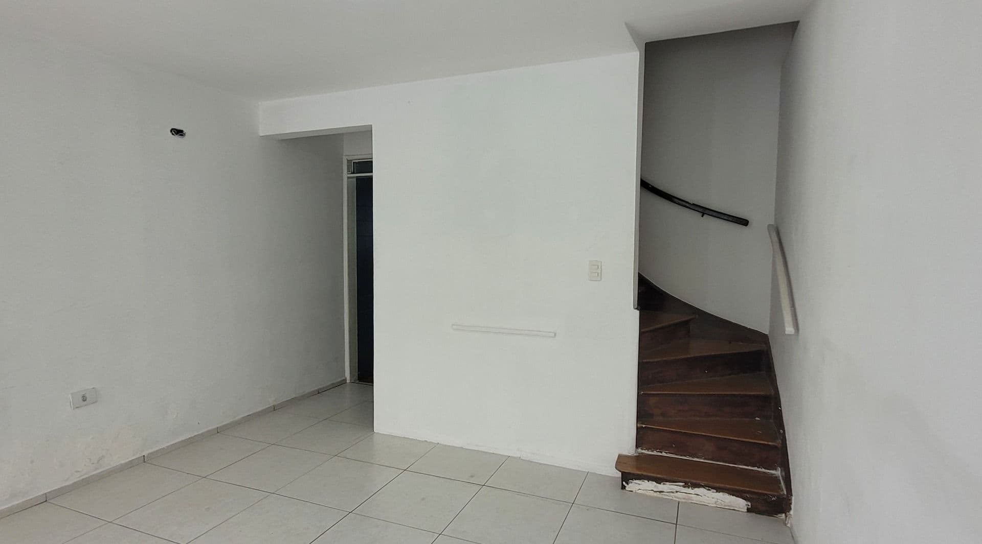 Village com 2 dormitórios para alugar, 90 m² por R$ 2.850,00/mês – Ipiranga – São Paulo/SP