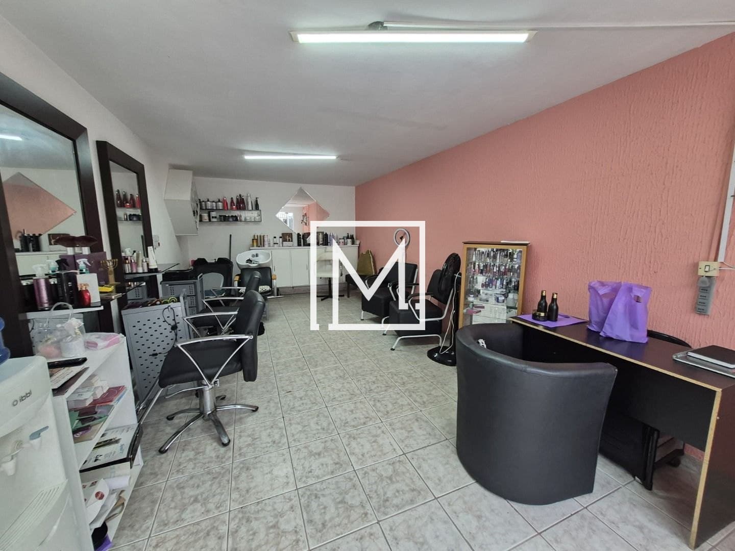 SOBRADO COM POSSIBILIDADE COMERCIAL E RESIDENCIAL