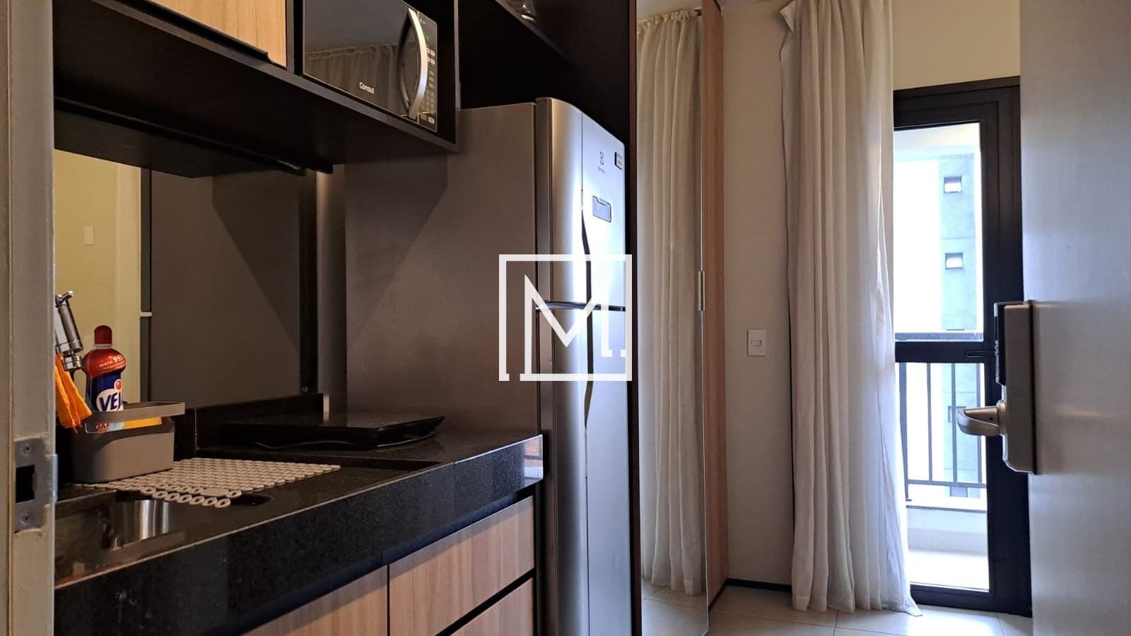 A 2 min da ESPM e Belas Artes! Studio de 21m² mobiliado com varanda e rooftop na Vila Mariana
