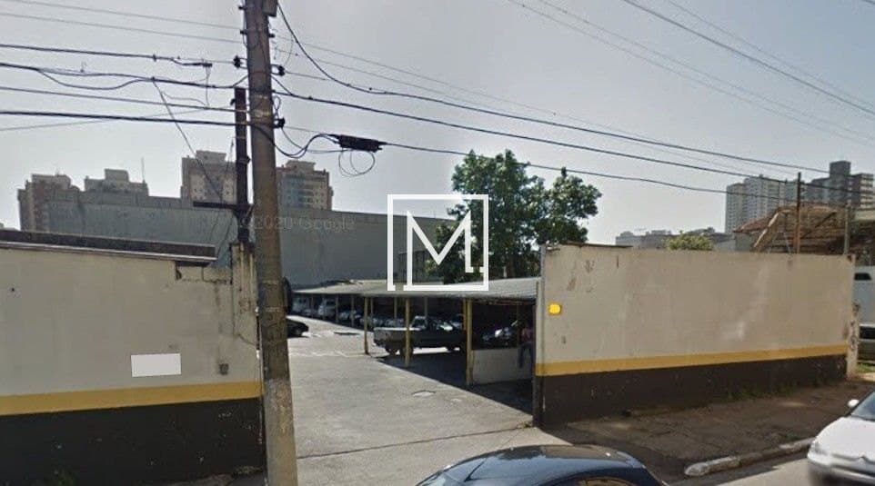 TERRENO PLANO PRONTO PARA CONSTRUIR