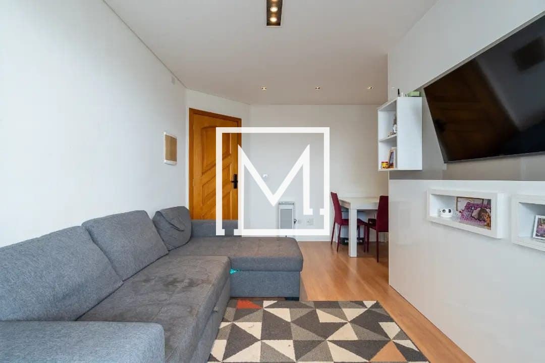 Apartamento venda dois quartos com uma suite duas vagas de garagem portaria 24 horas proximo do metro.