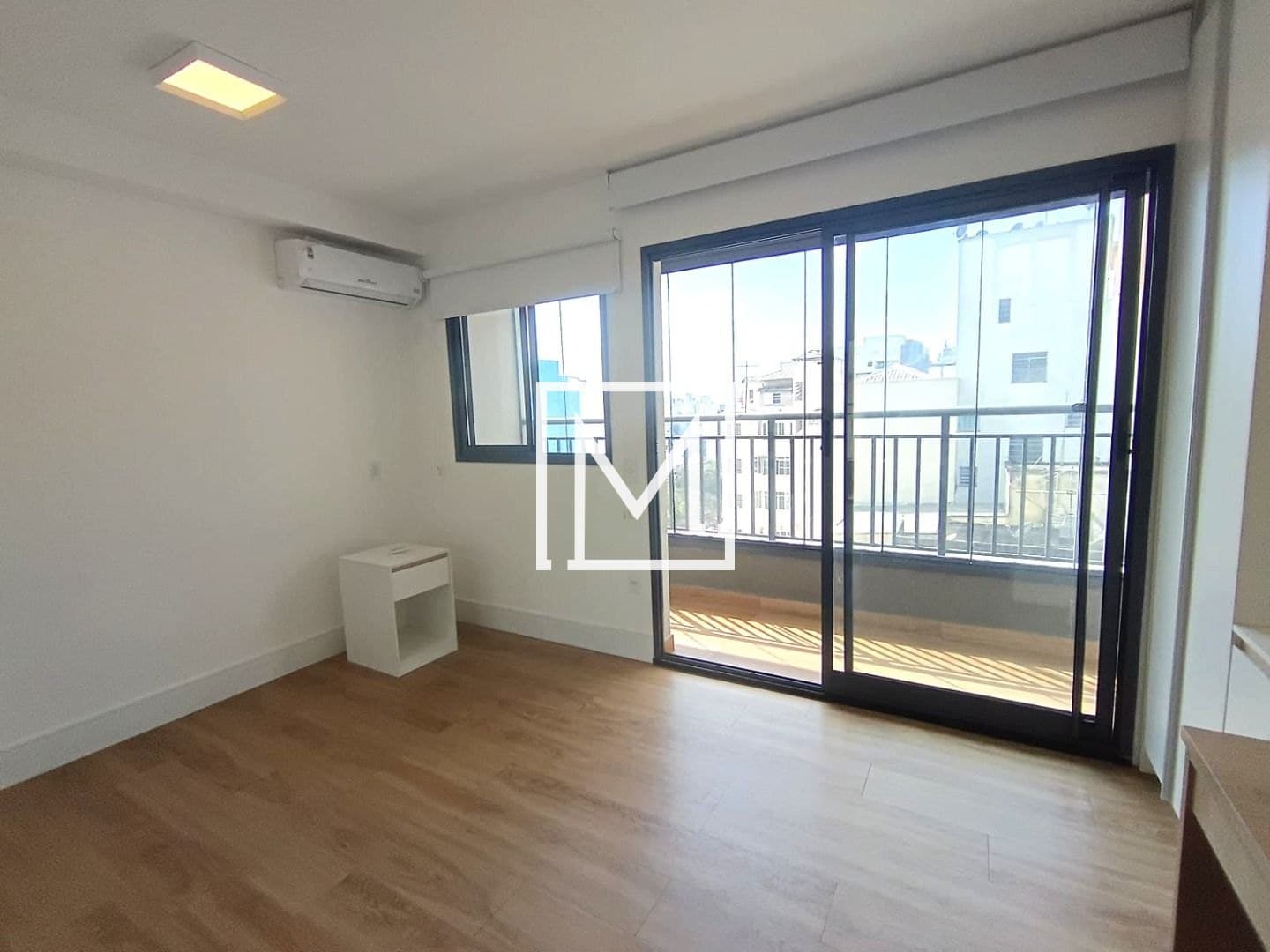 Studio com 1 dormitório para alugar, 28 m² por R$ 2.969,45/mês - República - São Paulo/SP